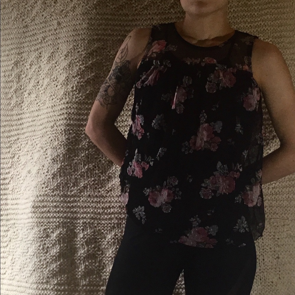 Flower blouse - Picture 5 of 7